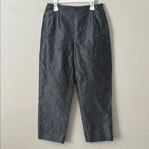Like New! Finity Studio 100% Silk Embroidered Pull On Slacks Gray Metallic in 4